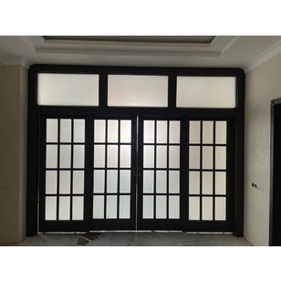 Раздвижная дверь ПМЦ Ол10 орех 15% с фрамугой